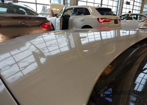 2009 Mercury Grand Marquis Ls (Fleet Only) z USA, uszkodzony, nr VIN 2MEHM75V99X621111